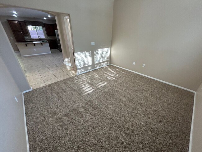 Foto del edificio - BEAUTIFUL 2 STORY WILLOW CREEK/SOUTH SUMMERLIN HOME