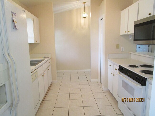 Foto del edificio - 3BR 2BA HOME FLORIDA SHORES FOR RENT