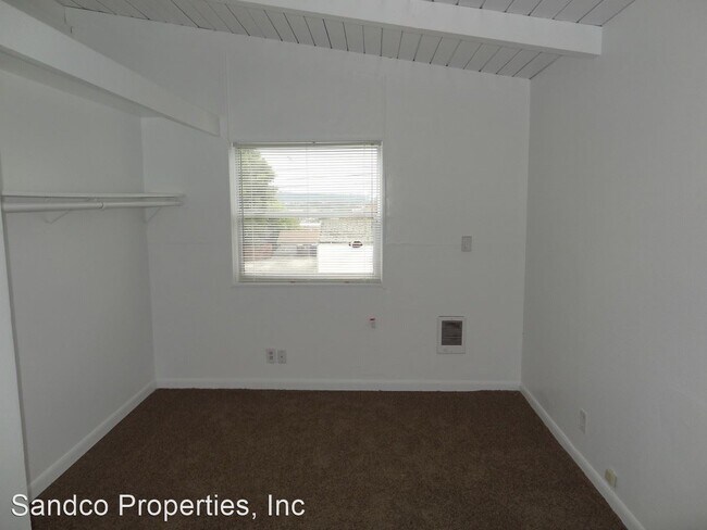 Building Photo - 2 br, 1 bath House - 2539 South G St
