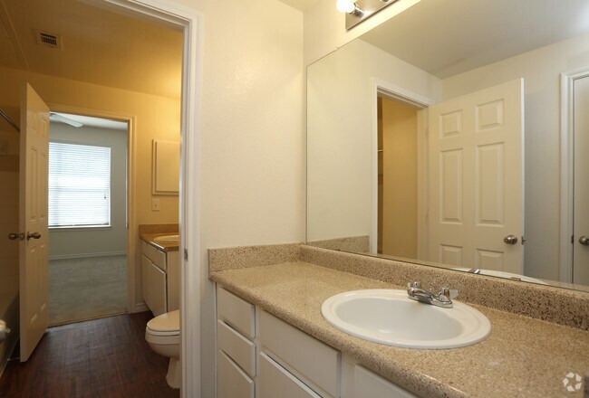 Foto del interior - Renaissance Courts Apartments
