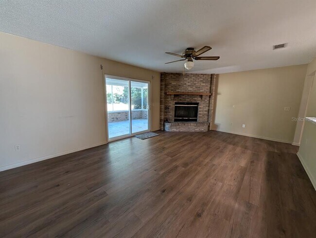 Foto del edificio - 149 SW Blueberry Pl