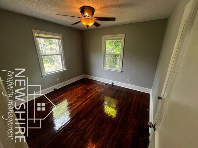 Foto del edificio - 122 Morningside Dr