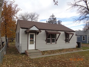 Building Photo - 1331 Lake Elmo Dr