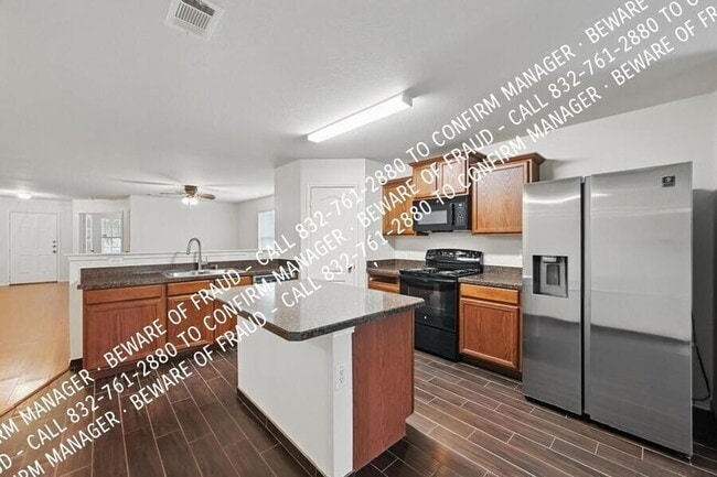 Photo - 1403 Grand Canyon Ct House