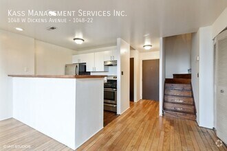 Building Photo - 1048 W Dickens Ave