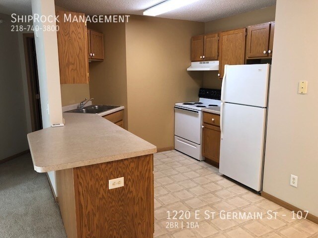 Foto del edificio - 1220 E St Germain St