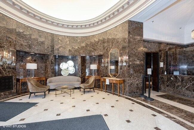 Foto del edificio - 10 E Ontario St