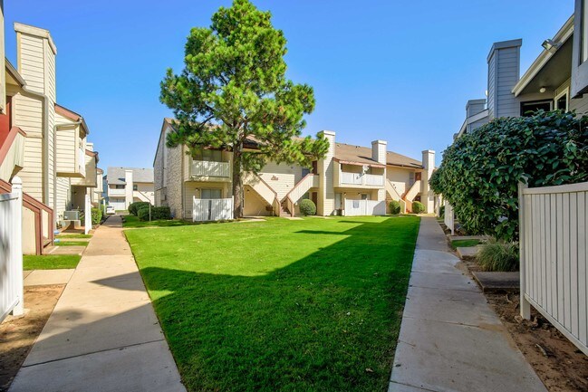 tower crossing apartments tulsa ok apartments com