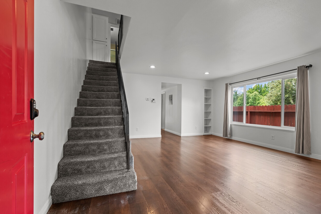 Photo - 2400 Northrop Ave (Sacramento, CA)