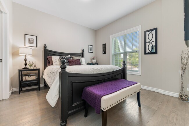 Photo du bâtiment - 608 Simcoe St