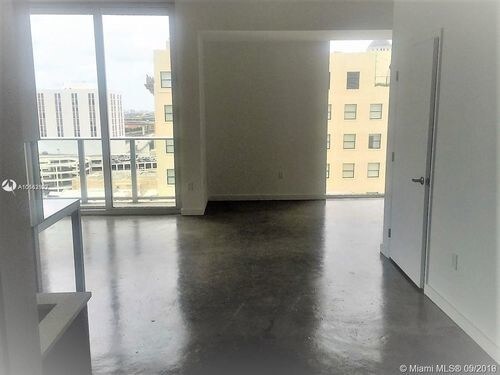 Foto del edificio - 151 SE 1st St