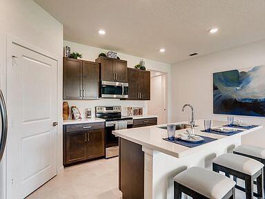 Foto del edificio - 1343 NE White Pine Terrace