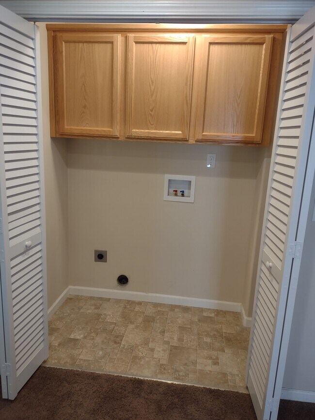 Utility Closet - 428 Mt Whitney St