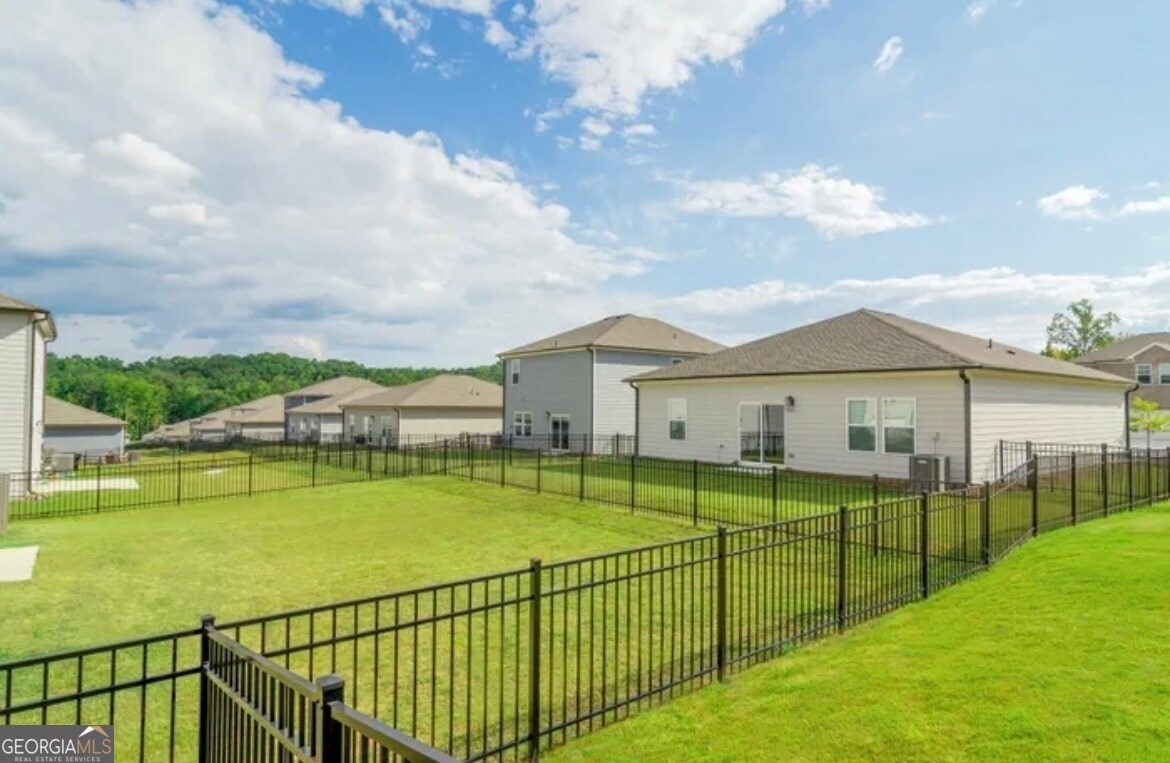 Building Photo - 13037 Buck Rdg Ln