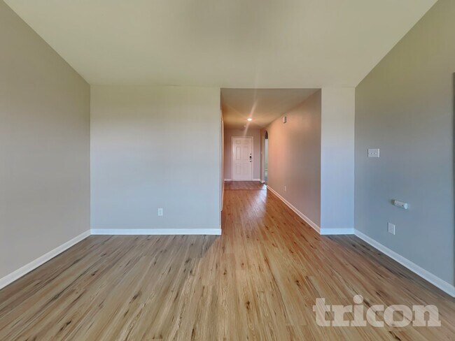 Foto del edificio - 108 Saloon Cv E