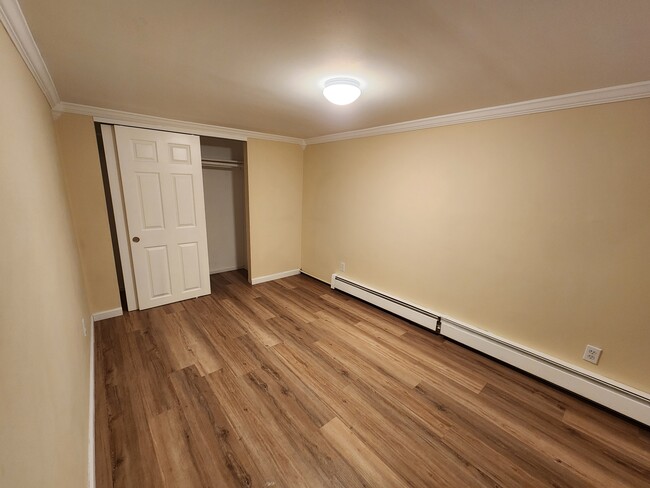 Building Photo - 43 Claremont Ave