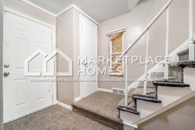 Building Photo - 15491 Seymour St