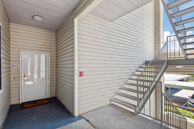 Foto del edificio - 3127 W Sligh Ave