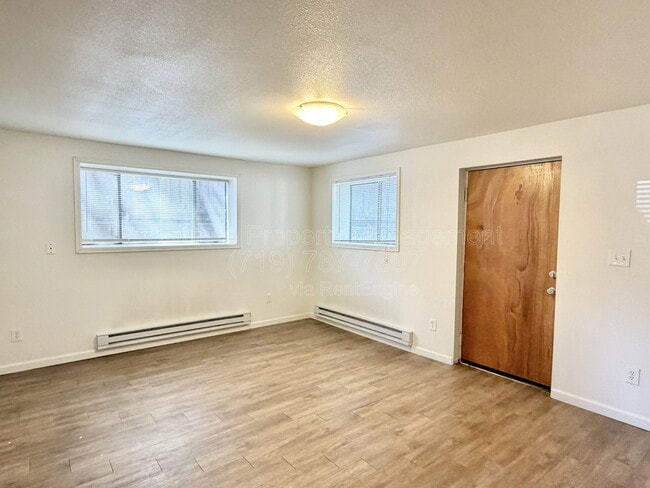 Photo - 17 N Meade Ave Townhome