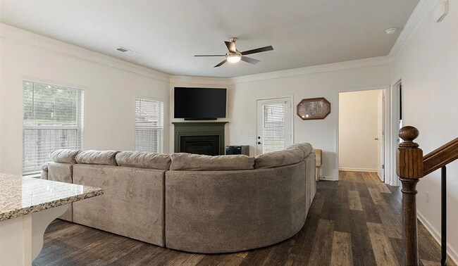 Foto del edificio - Spacious 3 Bed, 2.5 Bath Home in Leeds, AL...