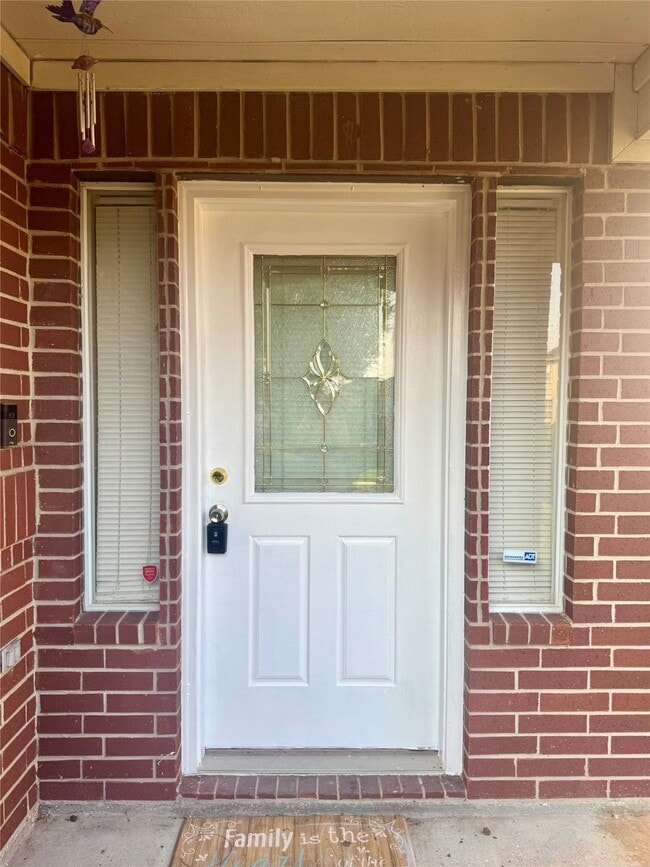 Foto del edificio - 5626 Tidewater Dr