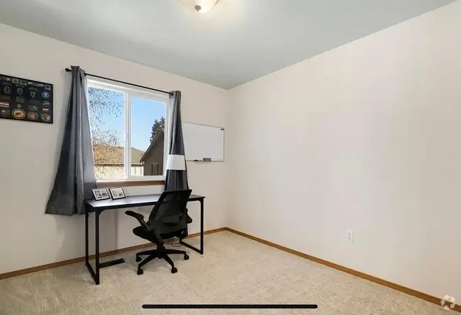 Building Photo - 3550 SE Doubleton Dr