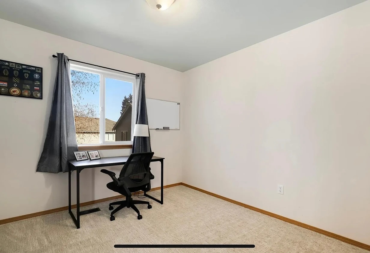 Primary Photo - 3550 SE Doubleton Dr