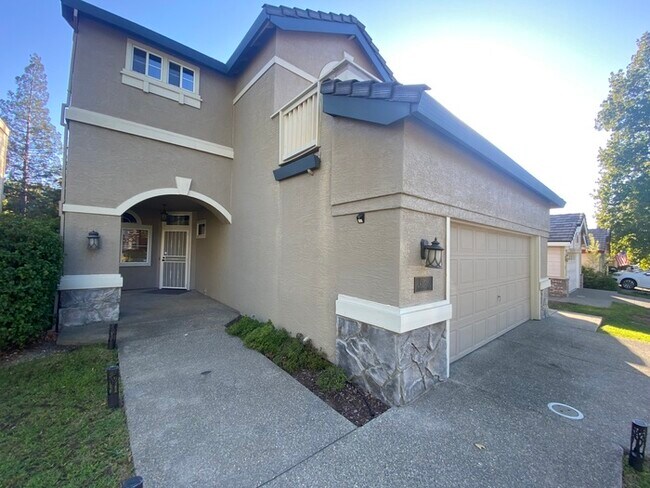 Foto del edificio - MOVE IN SPECIAL!!! Amazing 4 bed 2 bath ho...