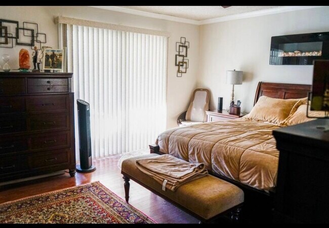 Foto del edificio - 3945 Oak St