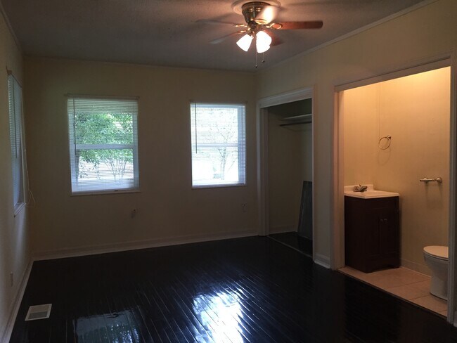 Foto del edificio - 1910 Baugh St NE