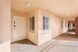 Building Photo - 3880 N Hwy A1A