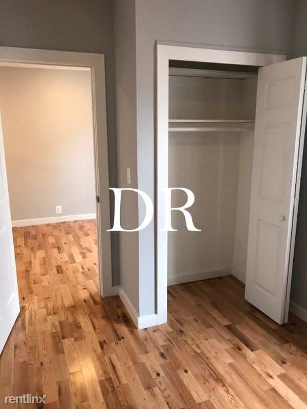 Foto del edificio - 24 Thayer St