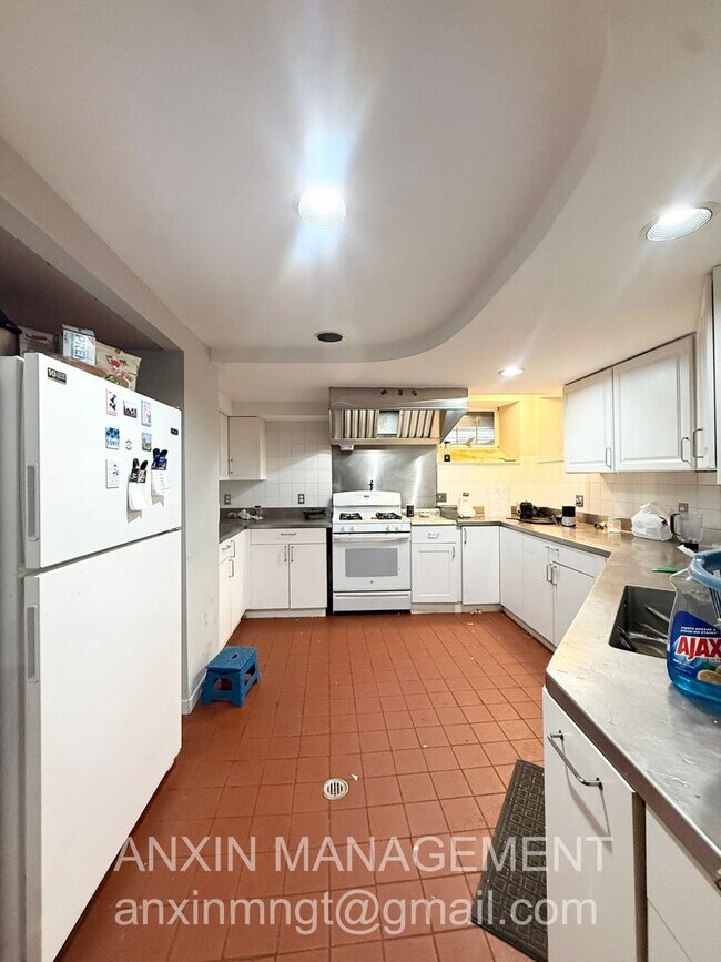 Foto del edificio - 71 Gardner St