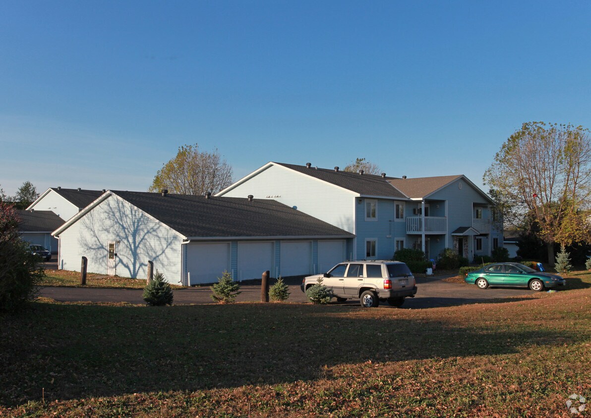 Building Photo - 735 Shane Park Cir
