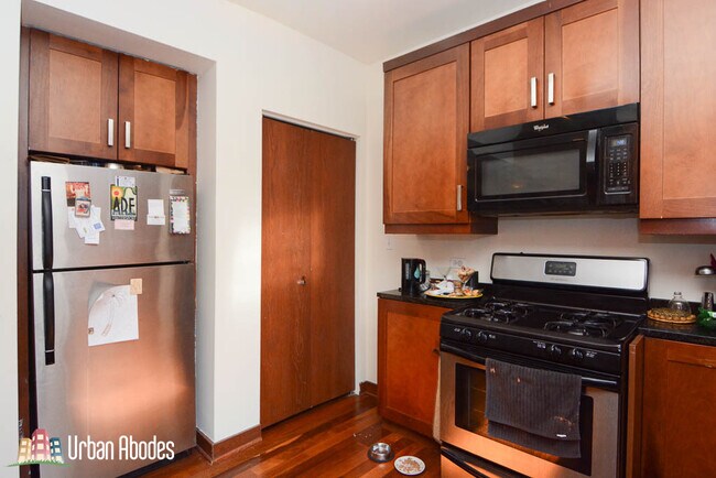 Foto del edificio - 4345 N Sawyer Ave