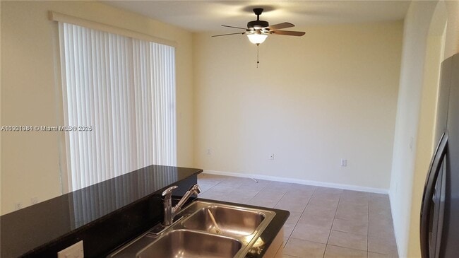 Foto del edificio - 2853 SW 85th Ave