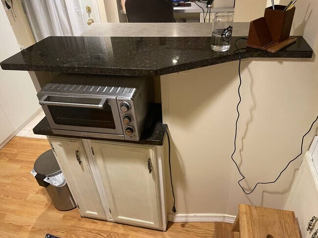 Foto del edificio - 8 Fulkerson St