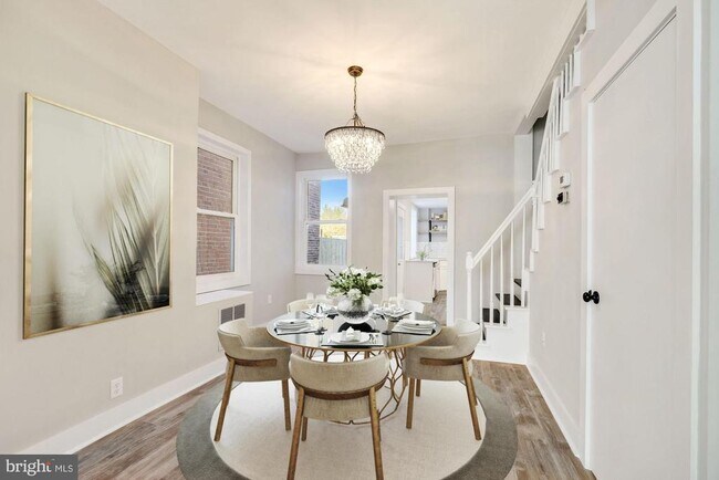 Foto del edificio - 241 E 6th St