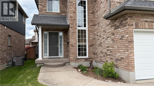 Building Photo - 457 Dansbury Dr