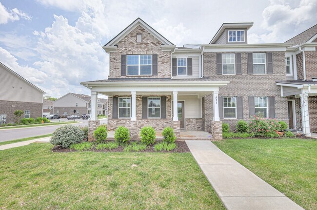 Foto del edificio - 531 Swanholme Dr