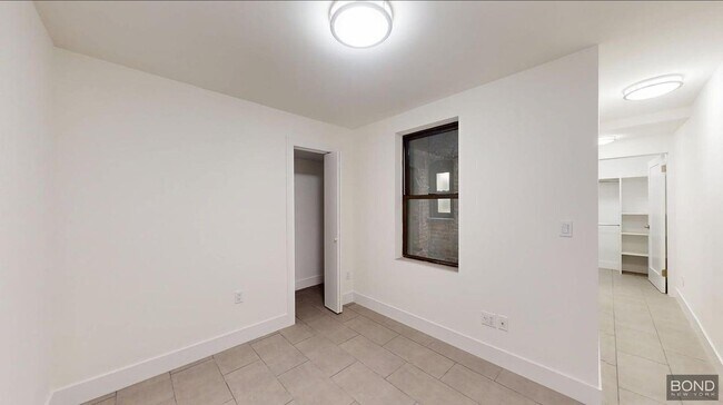 Foto del edificio - 166 E 90th St