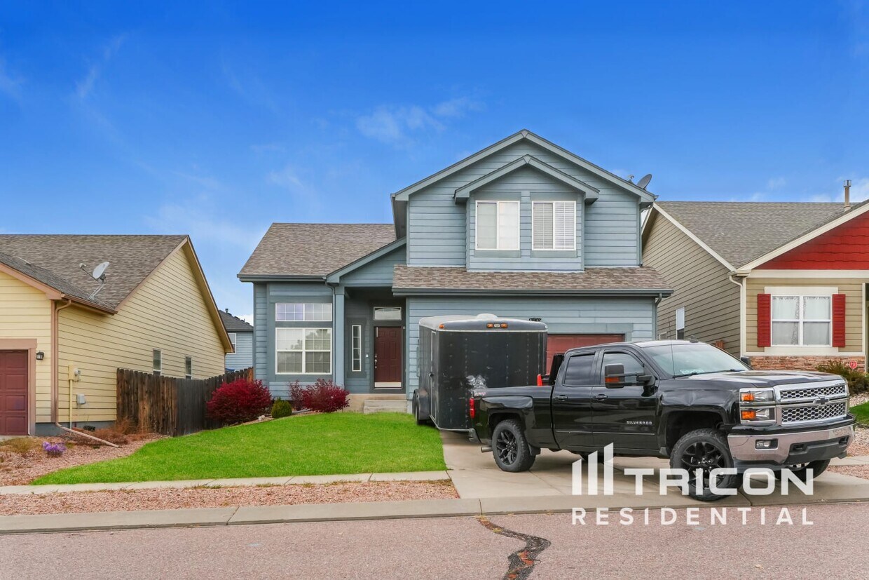 Foto principal - 7884 Smokewood Dr