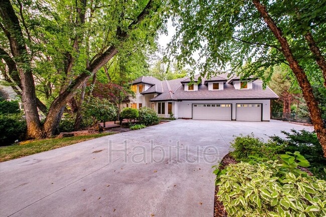 Building Photo - 9364 West Pebble Brook Lane