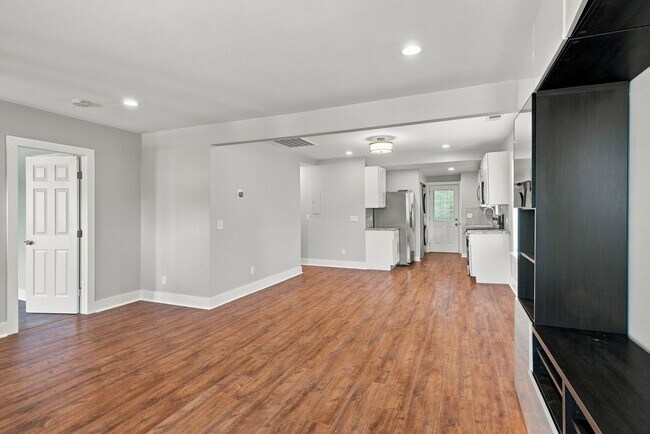 Foto del edificio - 3225 Indiana Ave