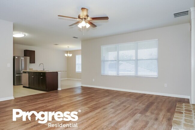 Building Photo - 102 Serenola Ct