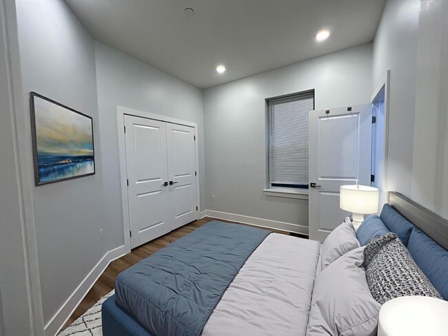 Foto del edificio - 4242 W Girard Ave