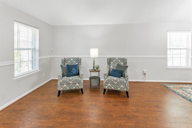 Building Photo - 2454 Colonial Springs Ln
