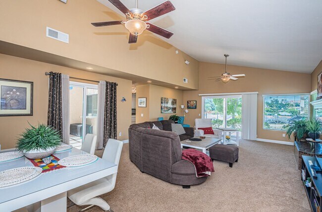 Building Photo - Serene Poway Condo Getaway with Pool & Spa!