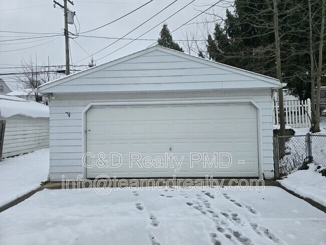 Foto del edificio - 4667 E 86th St