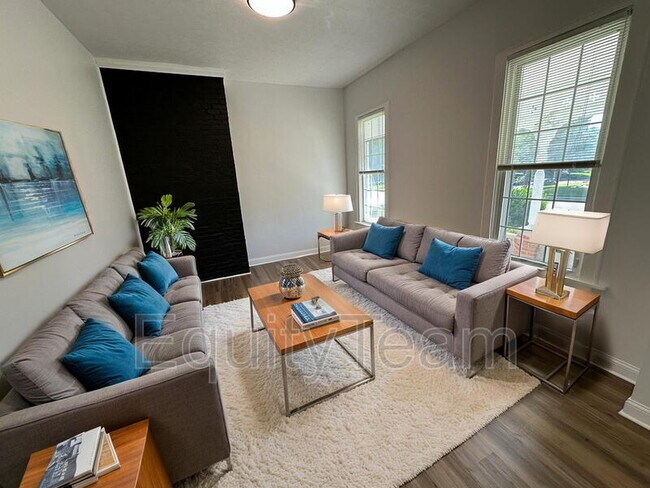 Foto del edificio - 4417 Ashland Ave